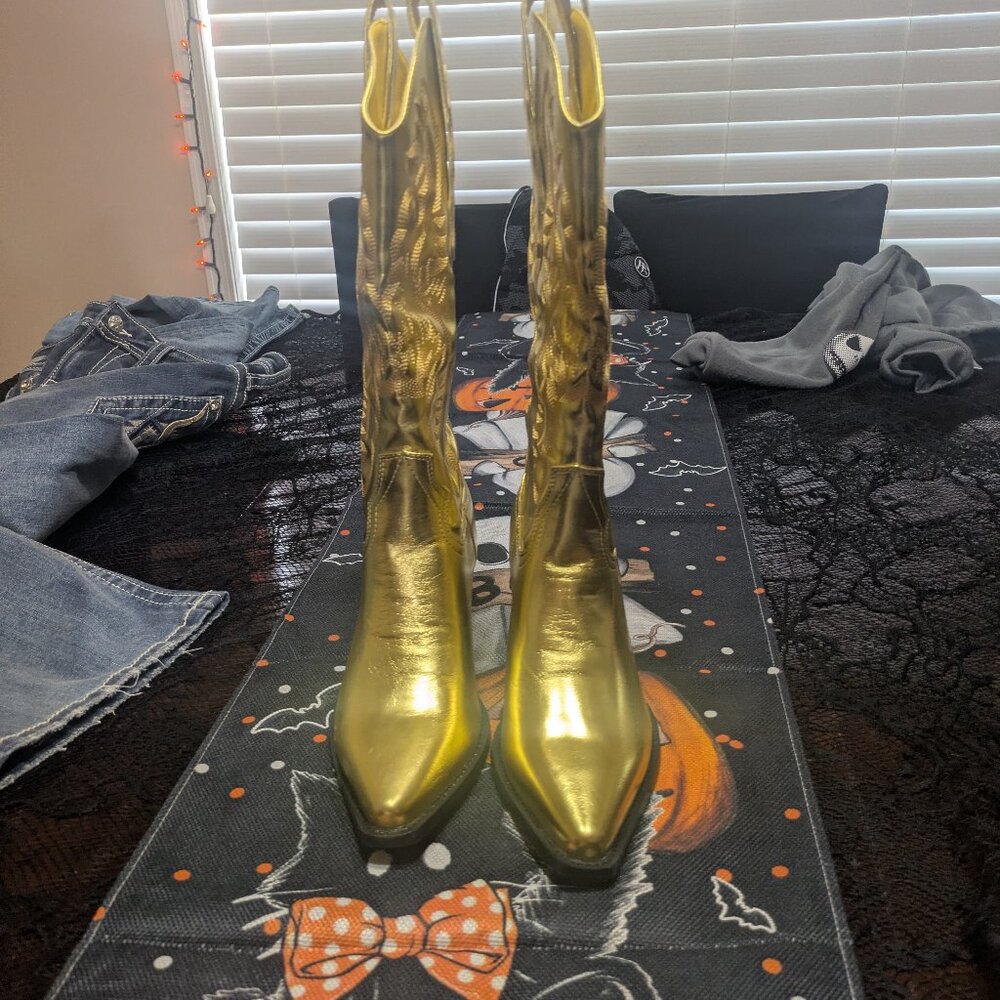 Boots